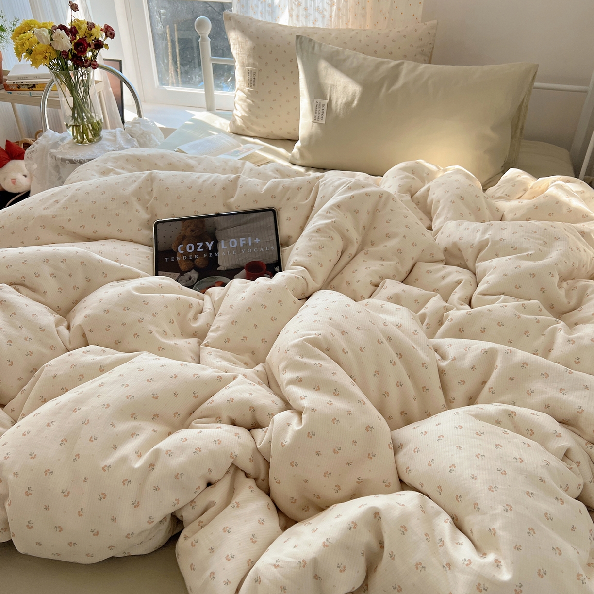 91家纺网 家纺一手货源 找家纺 六巷胡同 2026新款INS博主风混搭小碎花A类全棉双层纱四件套 双层纱-落日春颂