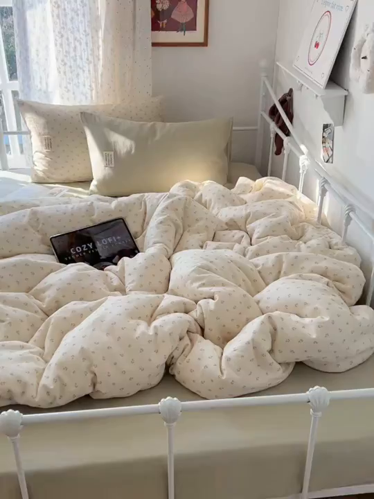 91家纺网 家纺一手货源 找家纺 六巷胡同 2026新款INS博主风混搭小碎花A类全棉双层纱四件套 双层纱-落日春颂