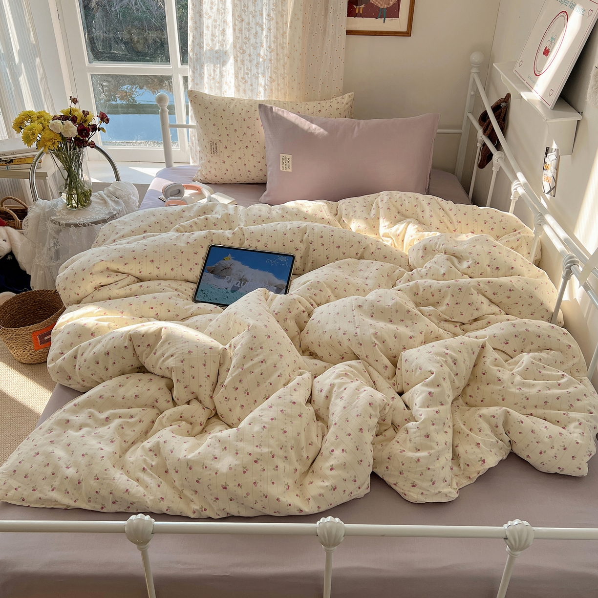 91家纺网 家纺一手货源 找家纺 六巷胡同 2026新款INS博主风混搭小碎花A类全棉双层纱四件套 双层纱-花漾雪姬