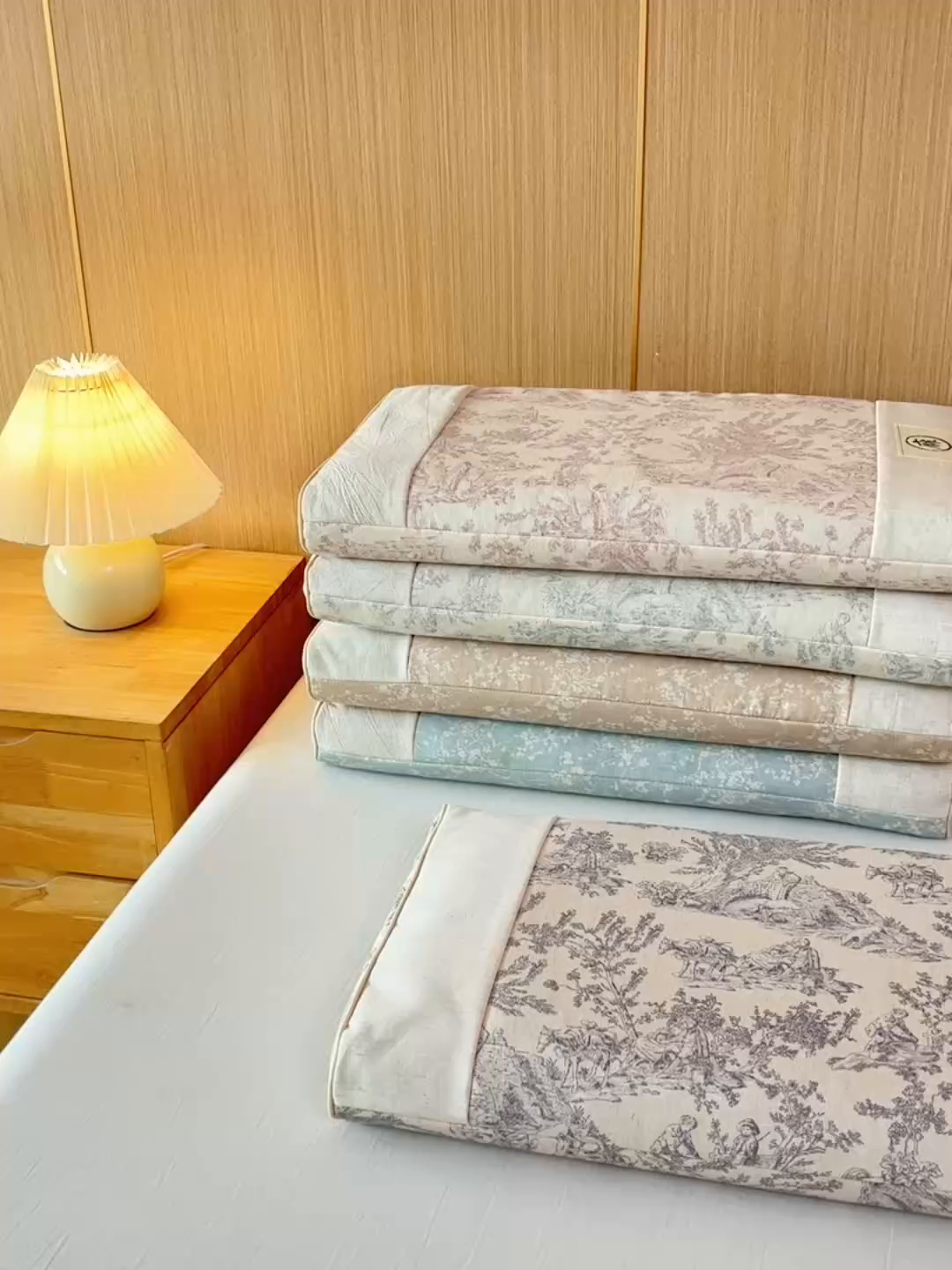 91家纺网 家纺一手货源 找家纺 仁宇枕业 2026新款棉麻古朴宫廷系列荞麦枕枕头枕芯 棉麻款宫廷系列荞麦枕-春意米黄