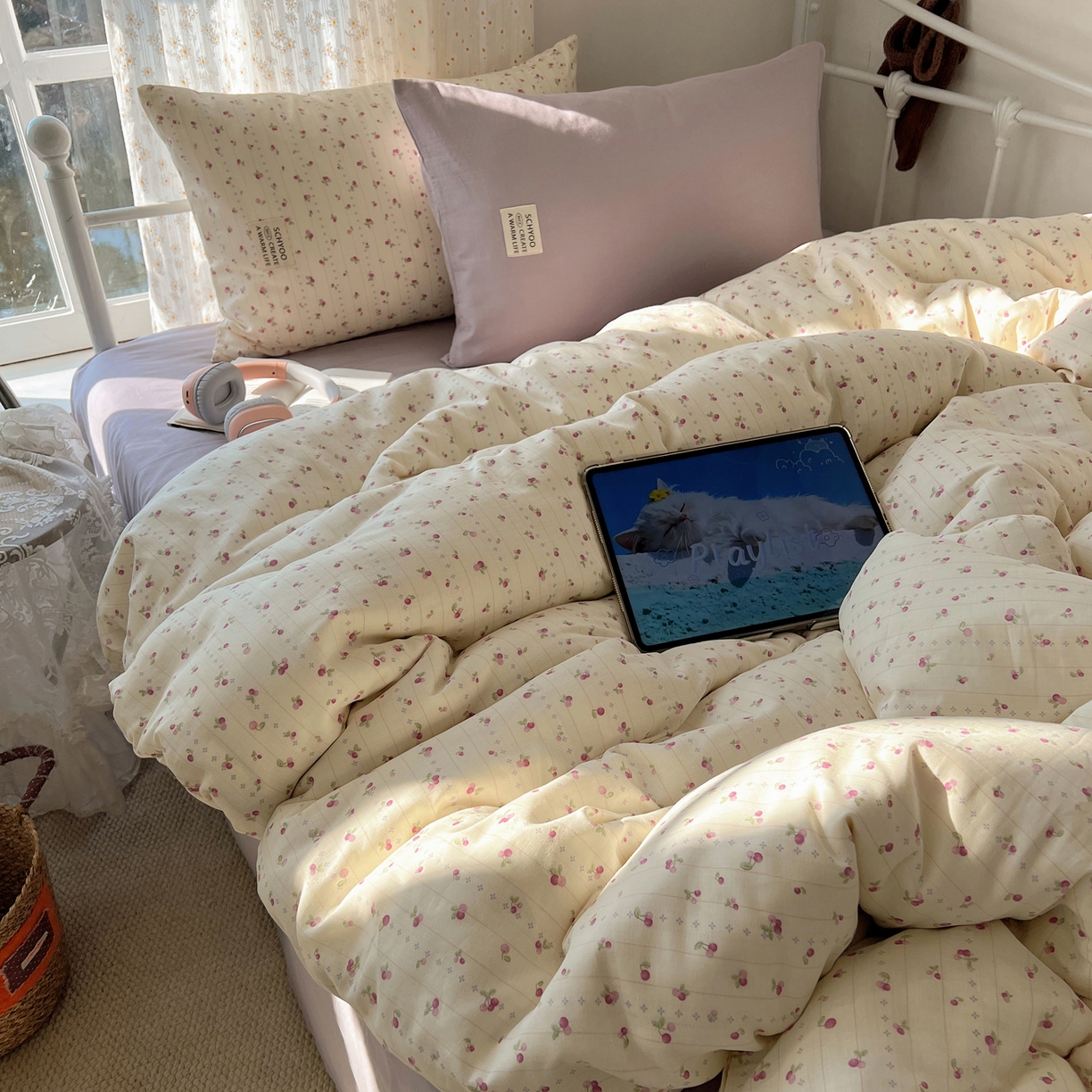 91家纺网 家纺一手货源 找家纺 六巷胡同 2026新款INS博主风混搭小碎花A类全棉双层纱四件套 双层纱-花漾雪姬