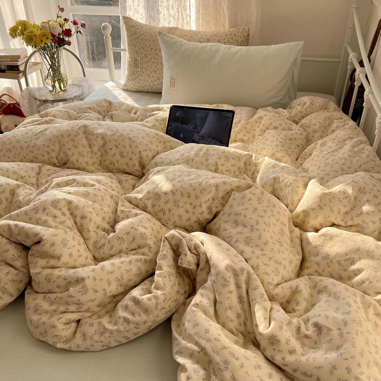 91家纺网 家纺一手货源 找家纺 六巷胡同 2026新款INS博主风混搭小碎花A类全棉双层纱四件套 双层纱-山野物语