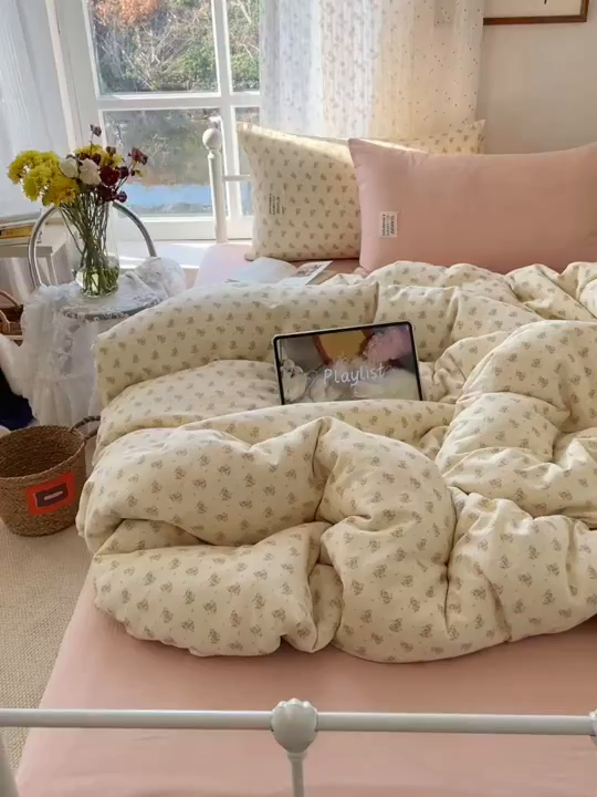 91家纺网 家纺一手货源 找家纺 六巷胡同 2026新款INS博主风混搭小碎花A类全棉双层纱四件套 双层纱-月里樱奈