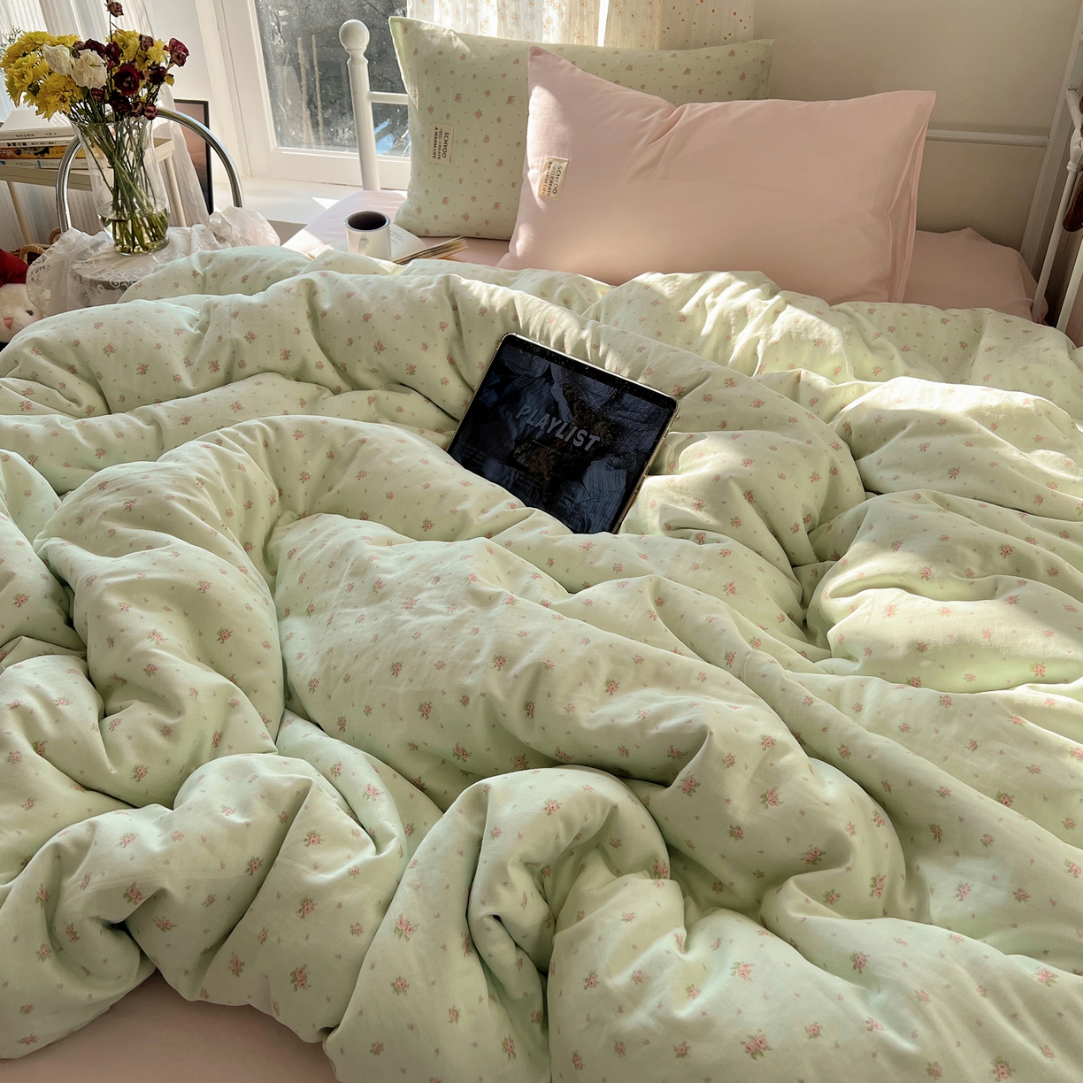 91家纺网 家纺一手货源 找家纺 六巷胡同 2026新款INS博主风混搭小碎花A类全棉双层纱四件套 双层纱-栀夏来信