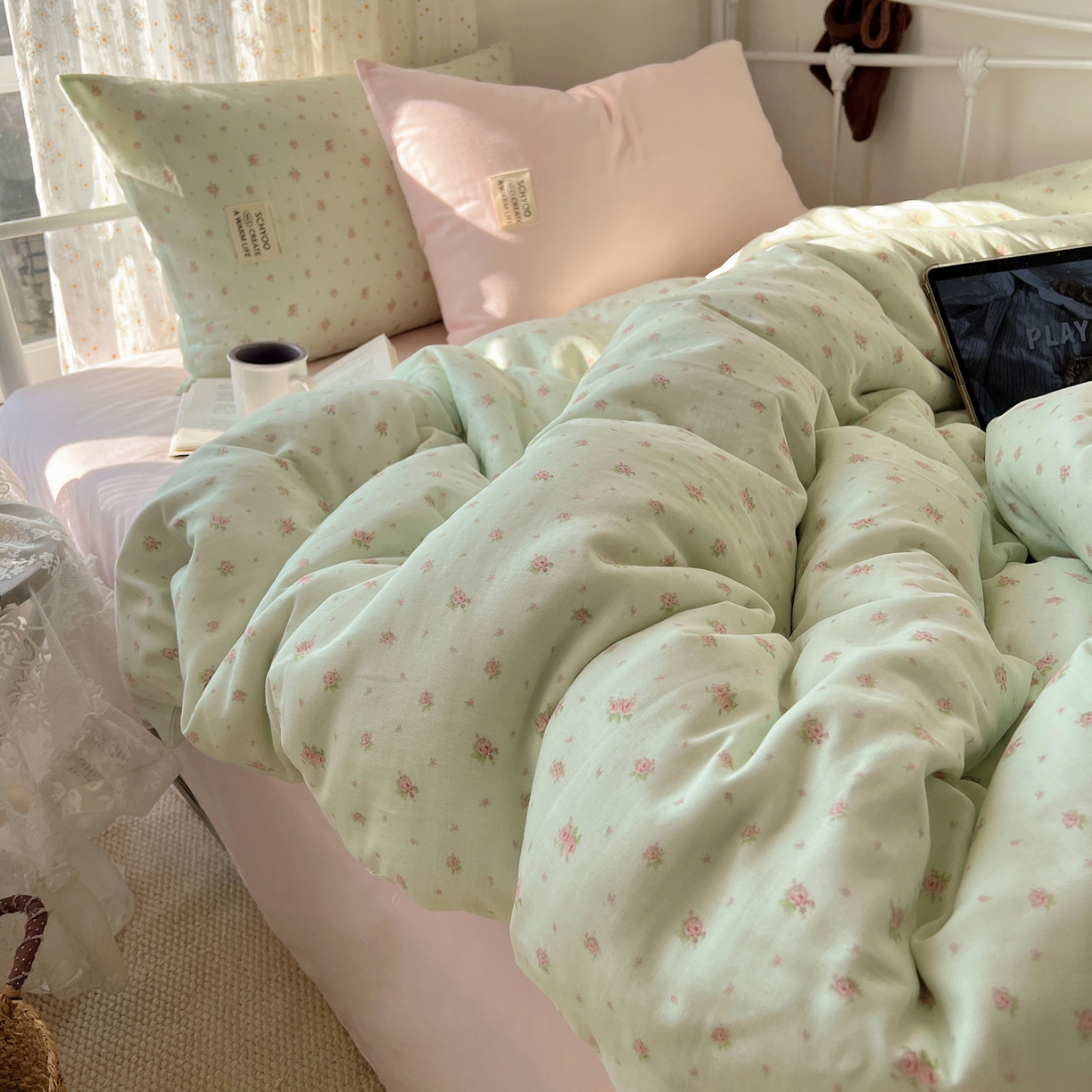 91家纺网 家纺一手货源 找家纺 六巷胡同 2026新款INS博主风混搭小碎花A类全棉双层纱四件套 双层纱-栀夏来信