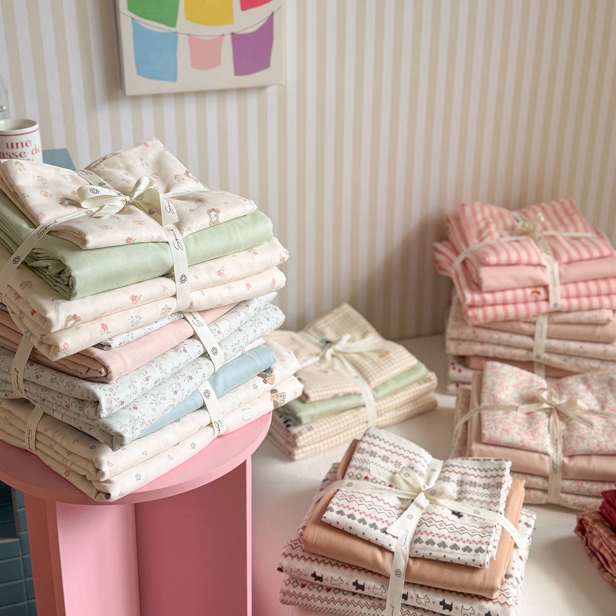 91家纺网 家纺一手货源 找家纺 麦伦家居 2026年春夏新款全棉纯棉有氧双层纱印花四件套-第二波 组合图仅供展示-不可下单