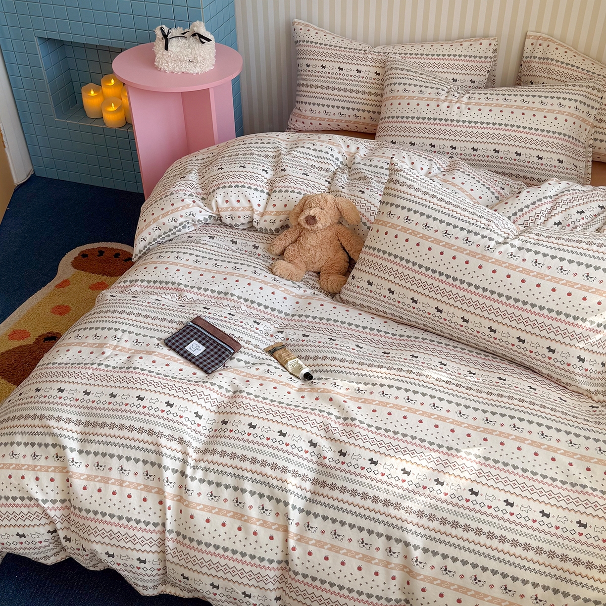 91家纺网 家纺一手货源 找家纺 麦伦家居 2026年春夏新款全棉纯棉有氧双层纱印花四件套-第二波 心动狗狗