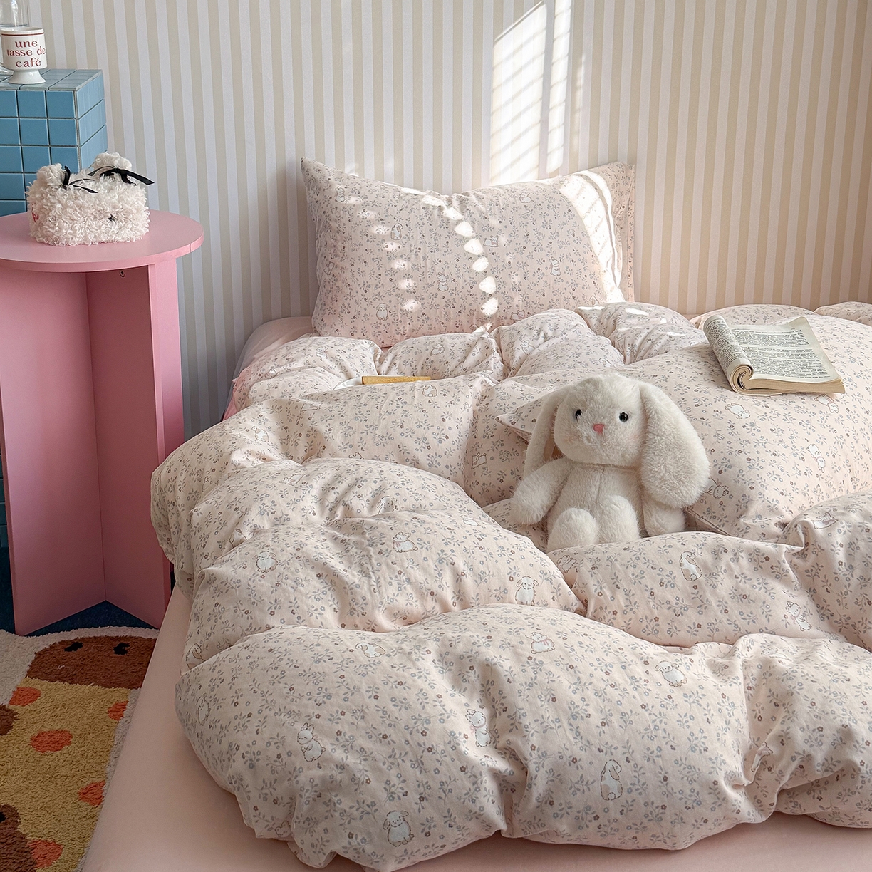 91家纺网 家纺一手货源 找家纺 麦伦家居 2026年春夏新款全棉纯棉有氧双层纱印花四件套-第二波 云锦兔-粉