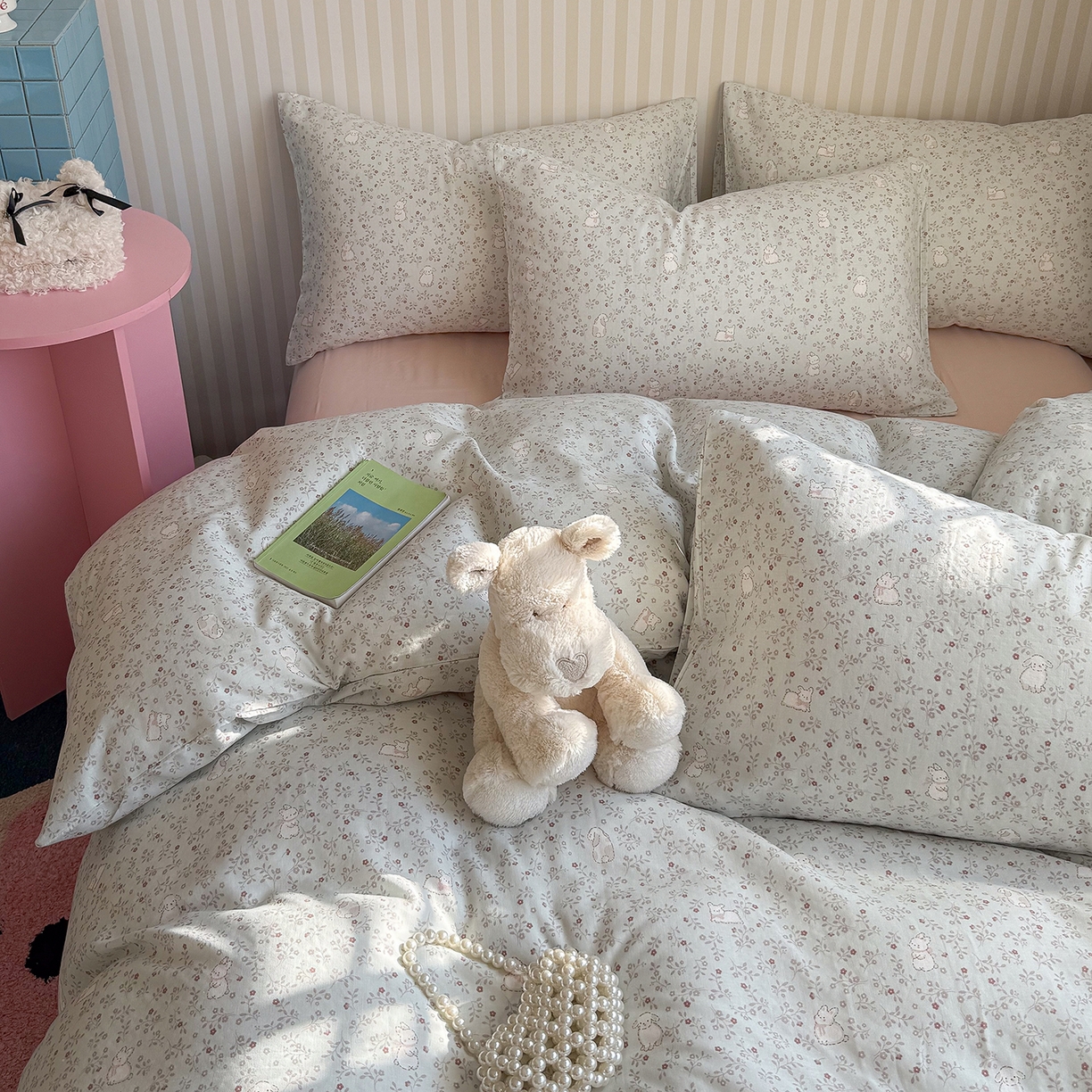 91家纺网 家纺一手货源 找家纺 麦伦家居 2026年春夏新款全棉纯棉有氧双层纱印花四件套-第二波 云锦兔-蓝