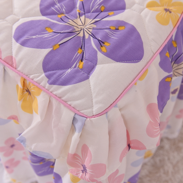 91家纺网 家纺一手货源 找家纺 美达2025全棉蕾丝小花边夹棉单床裙 芳草悠悠