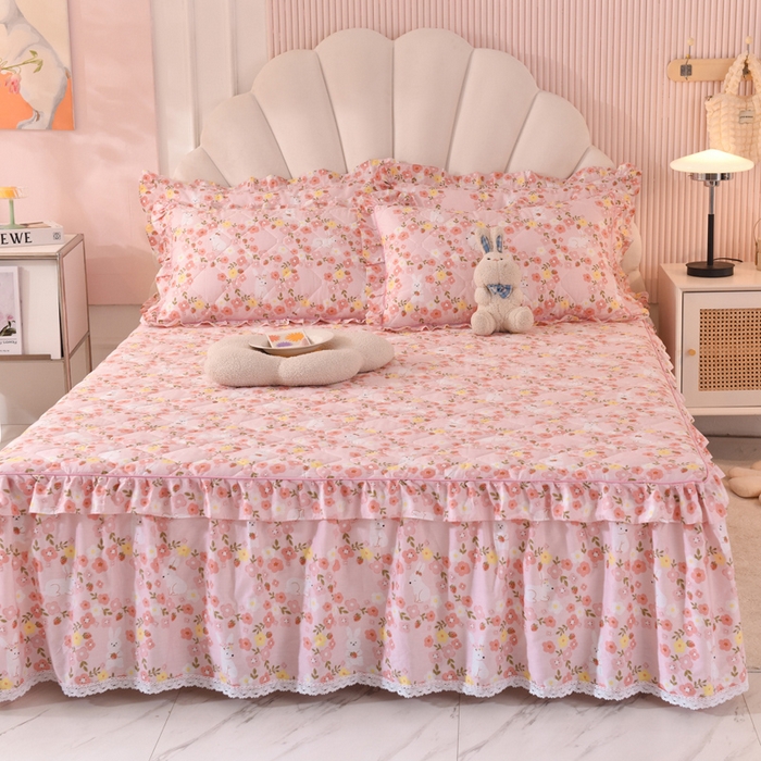 91家纺网 家纺一手货源 找家纺 美达2025全棉蕾丝小花边夹棉单床裙 米菲兔