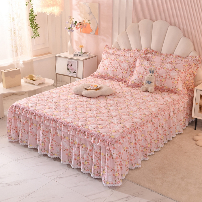 91家纺网 家纺一手货源 找家纺 美达2025全棉蕾丝小花边夹棉单床裙 米菲兔