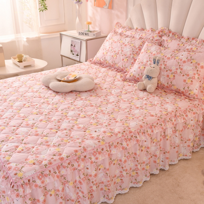 91家纺网 家纺一手货源 找家纺 美达2025全棉蕾丝小花边夹棉单床裙 米菲兔