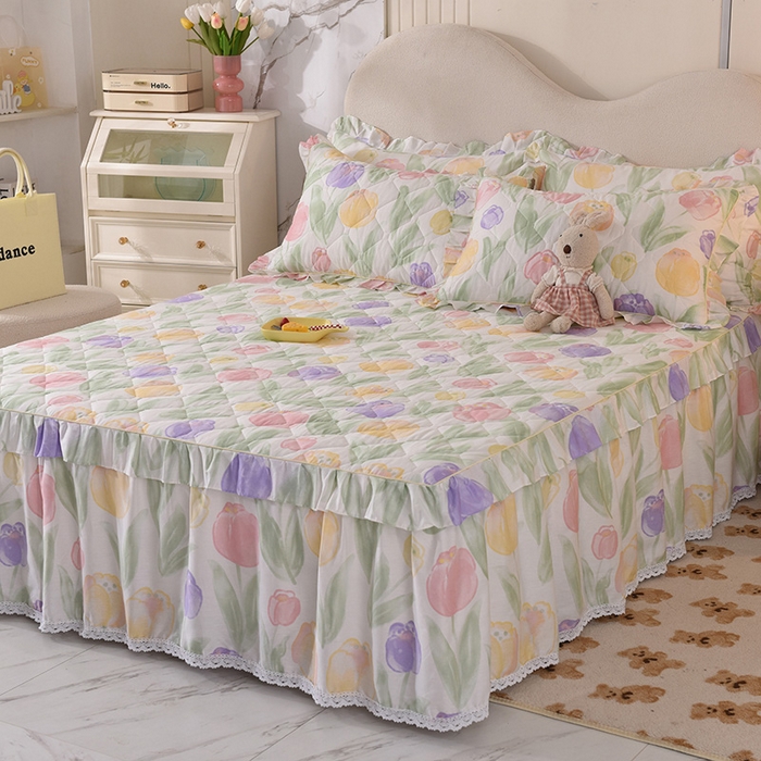 91家纺网 家纺一手货源 找家纺 美达2025全棉蕾丝小花边夹棉单床裙 春日蜜糖