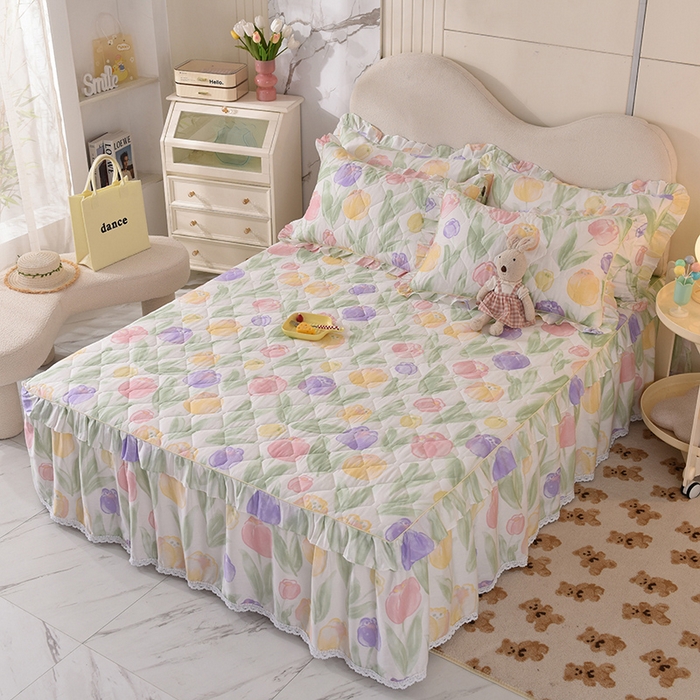 91家纺网 家纺一手货源 找家纺 美达2025全棉蕾丝小花边夹棉单床裙 春日蜜糖