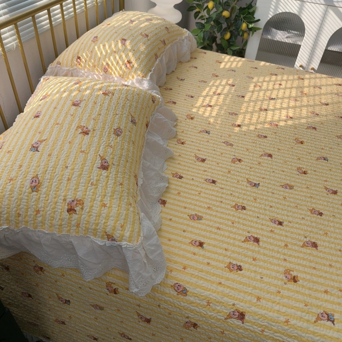 91家纺网 家纺一手货源 找家纺 暖居 2026新款大尺寸双层纱高温砂洗245X265床盖三件套 小星星