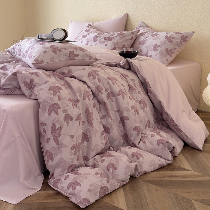 91家纺网 家纺一手货源 找家纺 琪格格纺织 2026新款60s纯棉加厚三层纱系列四件套 三层纱 枫韵-紫