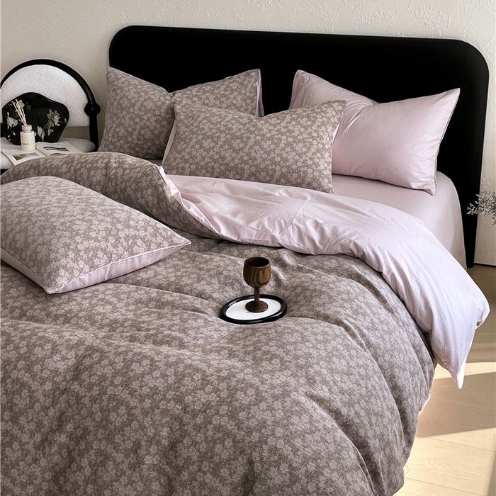 91家纺网 家纺一手货源 找家纺 琪格格纺织 2026新款60s纯棉加厚三层纱系列四件套 三层纱 沁绿曲