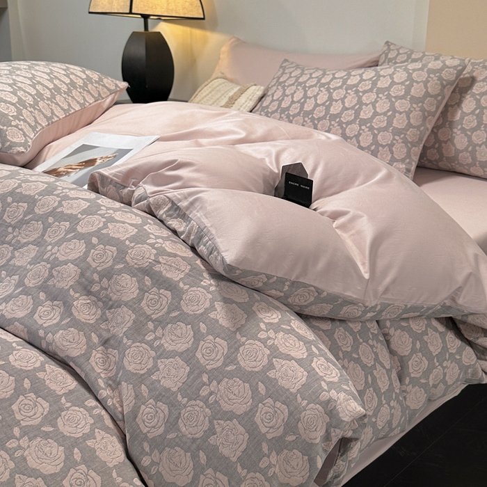 91家纺网 家纺一手货源 找家纺 琪格格纺织 2026新款60s纯棉加厚三层纱系列四件套 三层纱 玫瑰锦簇