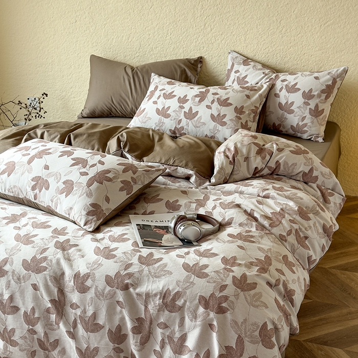 91家纺网 家纺一手货源 找家纺 琪格格纺织 2026新款60s纯棉加厚三层纱系列四件套 三层纱 枫韵-咖