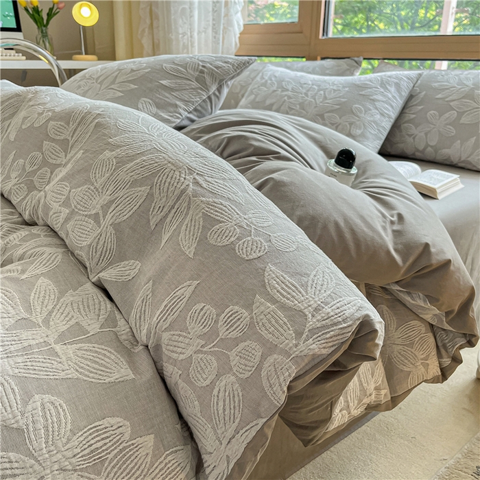 91家纺网 家纺一手货源 找家纺 琪格格纺织 2026新款60s纯棉加厚三层纱系列四件套 三层纱 爱在春秋-灰