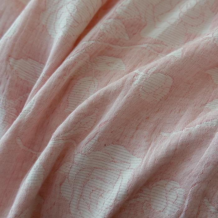 91家纺网 家纺一手货源 找家纺 琪格格纺织 2026新款60s纯棉加厚三层纱系列四件套 三层纱 莫奈花园-粉