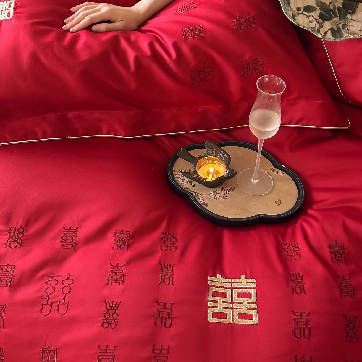 91家纺网 家纺一手货源 找家纺 （总）西西家居 2026春夏新款大红婚庆100支长绒棉纯棉四件套-欢囍