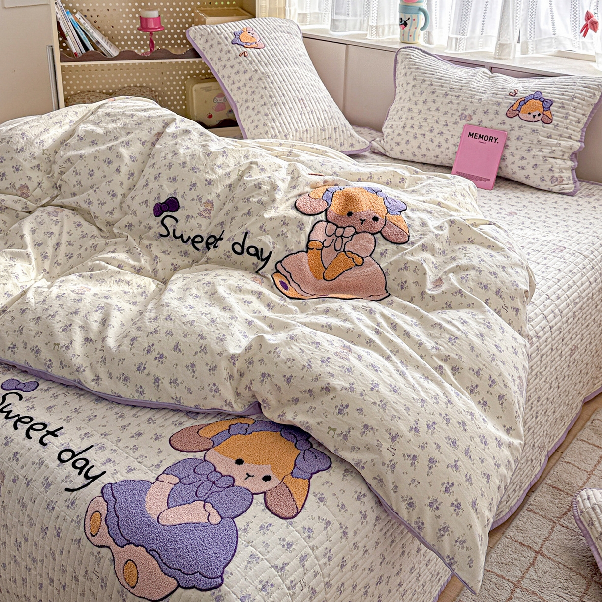 91家纺网 家纺一手货源 找家纺 富米莱（原臻工厂） 2026新款古法仿棉毛巾绣夹棉床盖床垫床褥床笠一四季款系列 安妮女孩