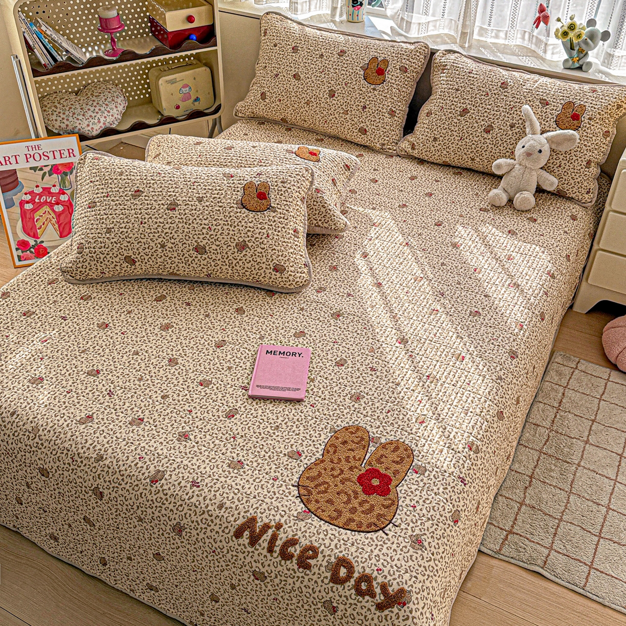 91家纺网 家纺一手货源 找家纺 富米莱（原臻工厂） 2026新款古法仿棉毛巾绣夹棉床盖床垫床褥床笠一四季款系列 豹纹猫