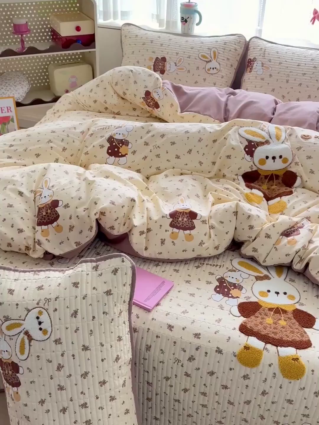 91家纺网 家纺一手货源 找家纺 富米莱（原臻工厂） 2026新款古法仿棉毛巾绣夹棉床盖床垫床褥床笠一四季款系列 嗨嗨兔
