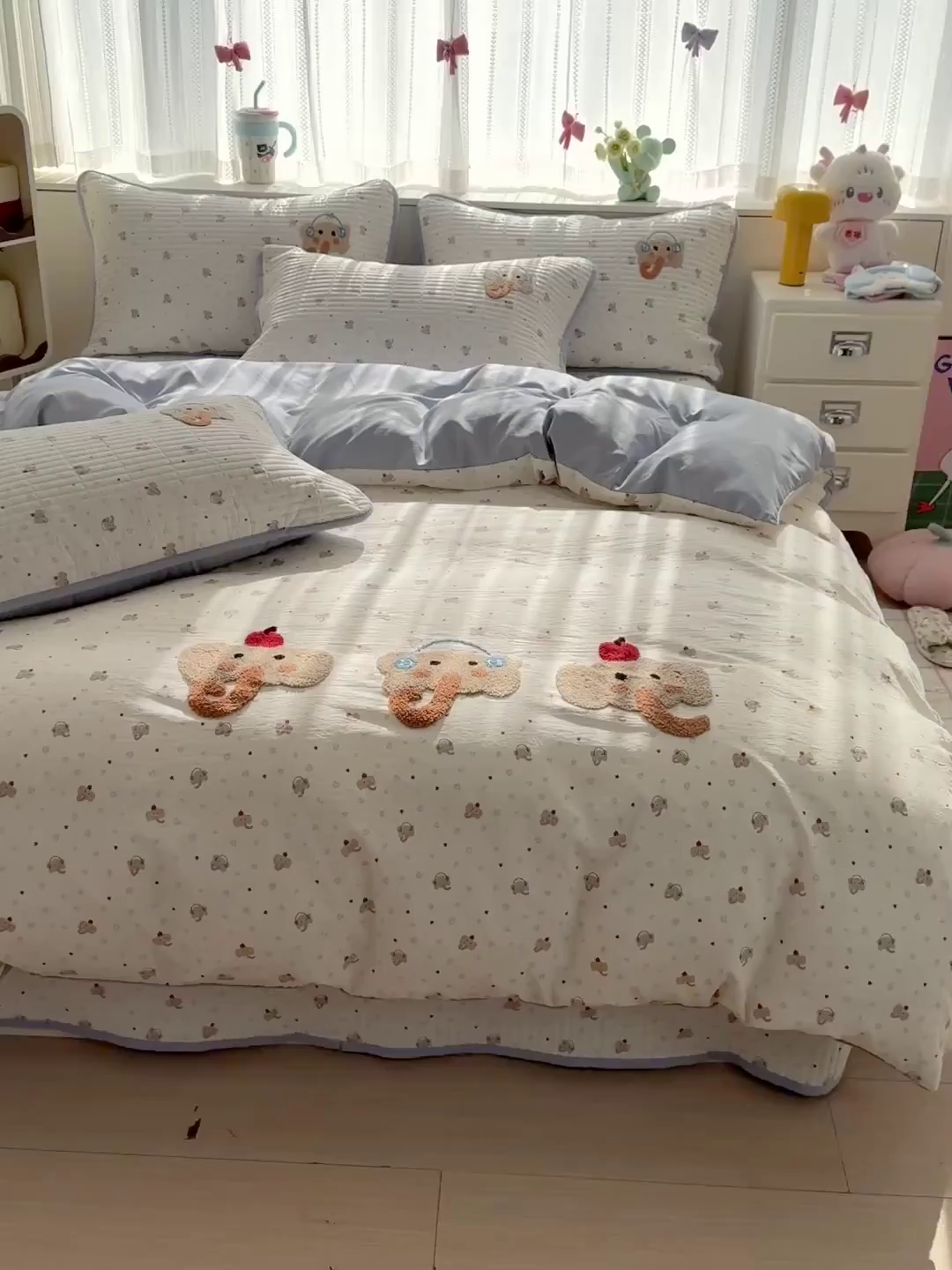 91家纺网 家纺一手货源 找家纺 富米莱（原臻工厂） 2026新款古法仿棉毛巾绣夹棉床盖床垫床褥床笠一四季款系列 可爱小象