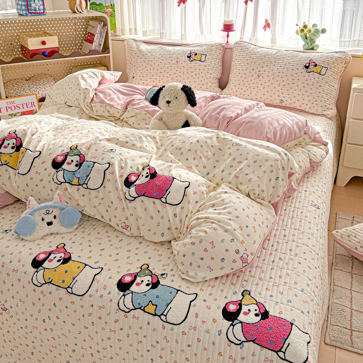 91家纺网 家纺一手货源 找家纺 富米莱（原臻工厂） 2026新款古法仿棉毛巾绣夹棉床盖床垫床褥床笠一四季款系列 奶味狗狗