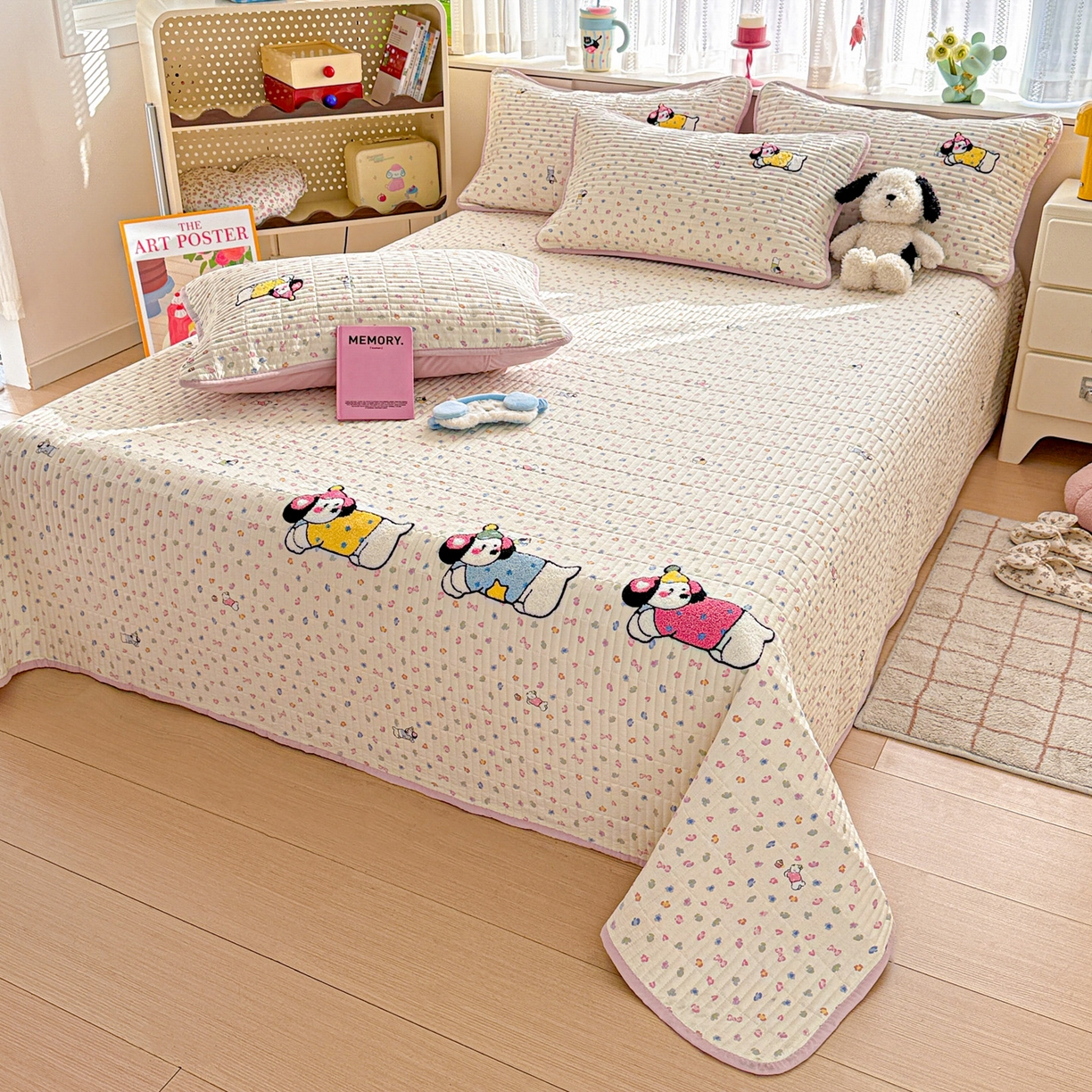 91家纺网 家纺一手货源 找家纺 富米莱（原臻工厂） 2026新款古法仿棉毛巾绣夹棉床盖床垫床褥床笠一四季款系列 奶味狗狗