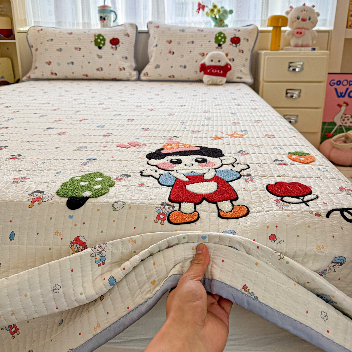 91家纺网 家纺一手货源 找家纺 富米莱（原臻工厂） 2026新款古法仿棉毛巾绣夹棉床盖床垫床褥床笠一四季款系列 小新日记