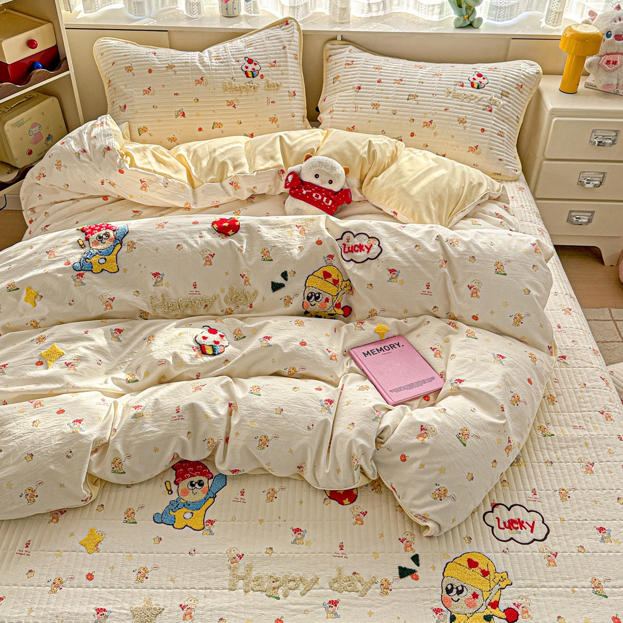 91家纺网 家纺一手货源 找家纺 富米莱（原臻工厂） 2026新款古法仿棉毛巾绣夹棉床盖床垫床褥床笠一四季款系列 星星伙伴