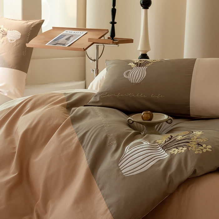 91家纺网 家纺一手货源 找家纺 波比可可 2026新款50s长绒棉纯棉全棉居家轻奢四件套-款式三 英伦时刻