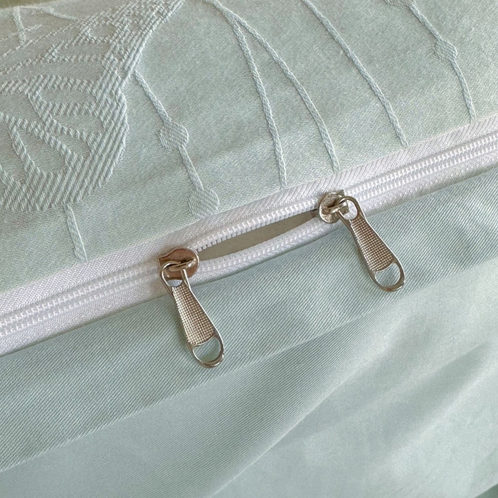 91家纺网 家纺一手货源 找家纺 卧趣家纺 2026新款A类60S贡缎提花全棉四件套 蝶梦-绿