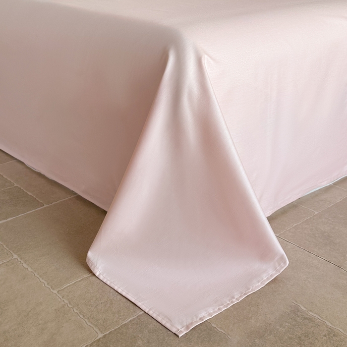 91家纺网 家纺一手货源 找家纺 卧趣家纺 2026新款A类60S贡缎提花全棉四件套 花漾甜心-米