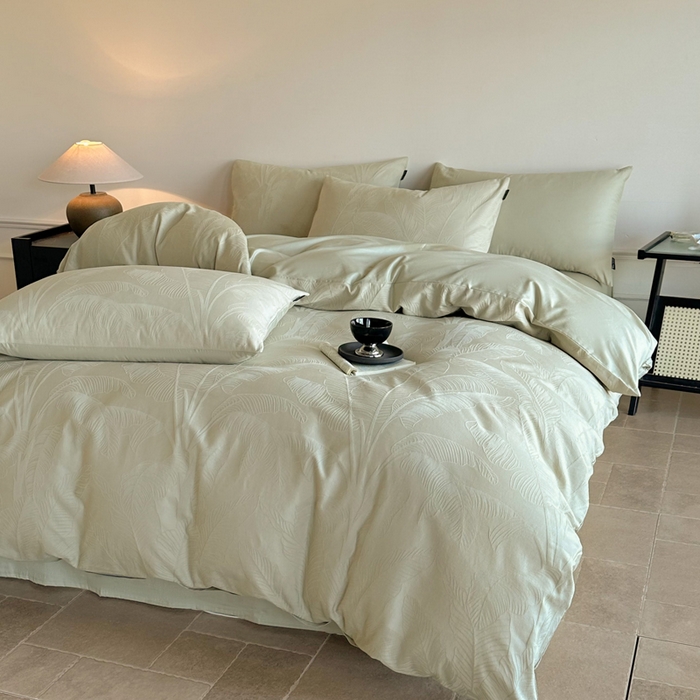 91家纺网 家纺一手货源 找家纺 卧趣家纺 2026新款A类60S贡缎提花全棉四件套 蕉野-奶绿