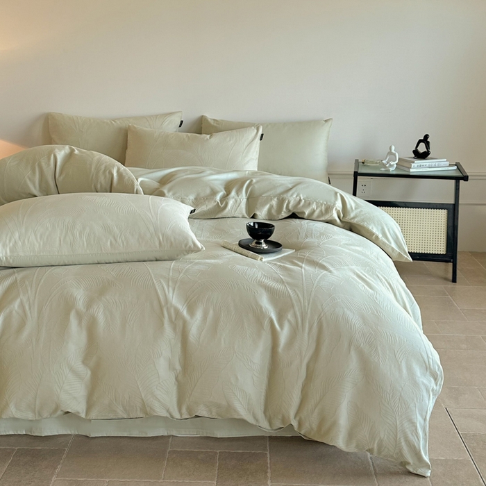 91家纺网 家纺一手货源 找家纺 卧趣家纺 2026新款A类60S贡缎提花全棉四件套 蕉野-奶绿