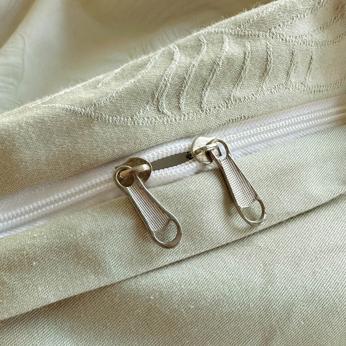 91家纺网 家纺一手货源 找家纺 卧趣家纺 2026新款A类60S贡缎提花全棉四件套 蕉野-奶绿