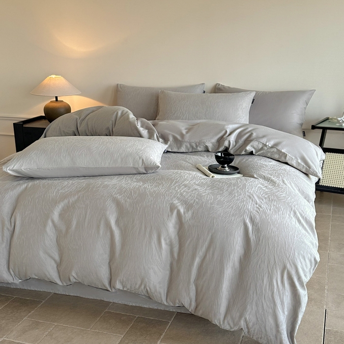 91家纺网 家纺一手货源 找家纺 卧趣家纺 2026新款A类60S贡缎提花全棉四件套 克拉拉-灰