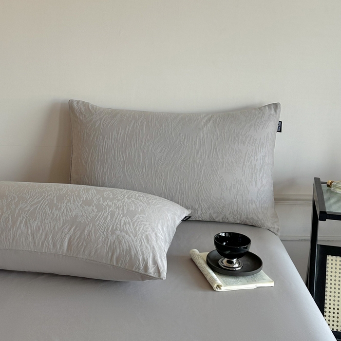 91家纺网 家纺一手货源 找家纺 卧趣家纺 2026新款A类60S贡缎提花全棉四件套 克拉拉-灰