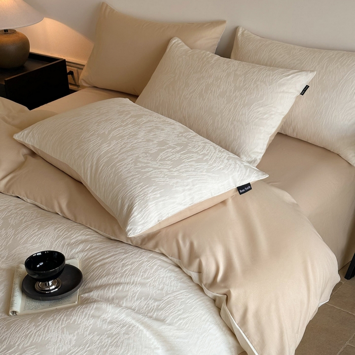 91家纺网 家纺一手货源 找家纺 卧趣家纺 2026新款A类60S贡缎提花全棉四件套 克拉拉-米