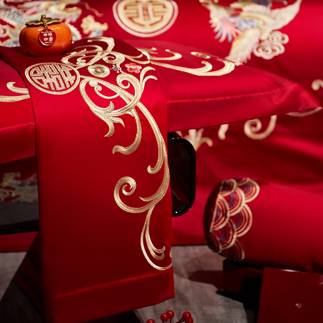 91家纺网 家纺一手货源 找家纺 浩情国际婚庆供货中心 2026新款100%全棉长绒棉纯棉婚庆四件套结婚刺绣六件套多件套长期供货 （提供买家秀） 至尊龙凤