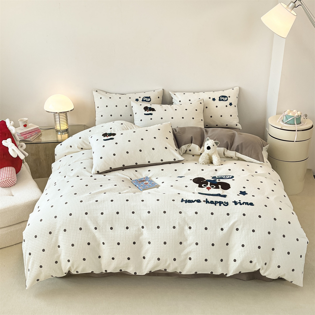 91家纺网 家纺一手货源 找家纺 笙意家纺 2026新款全棉A版华夫格B版40支毛巾绣四件套 圆点小狗