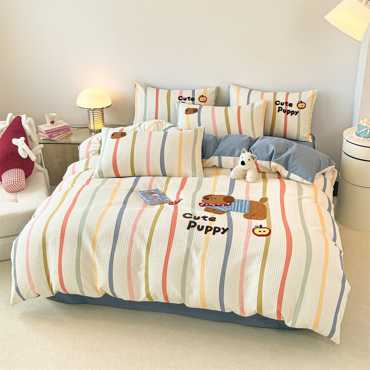 91家纺网 家纺一手货源 找家纺 笙意家纺 2026新款全棉A版华夫格B版40支毛巾绣四件套 莓莓狗