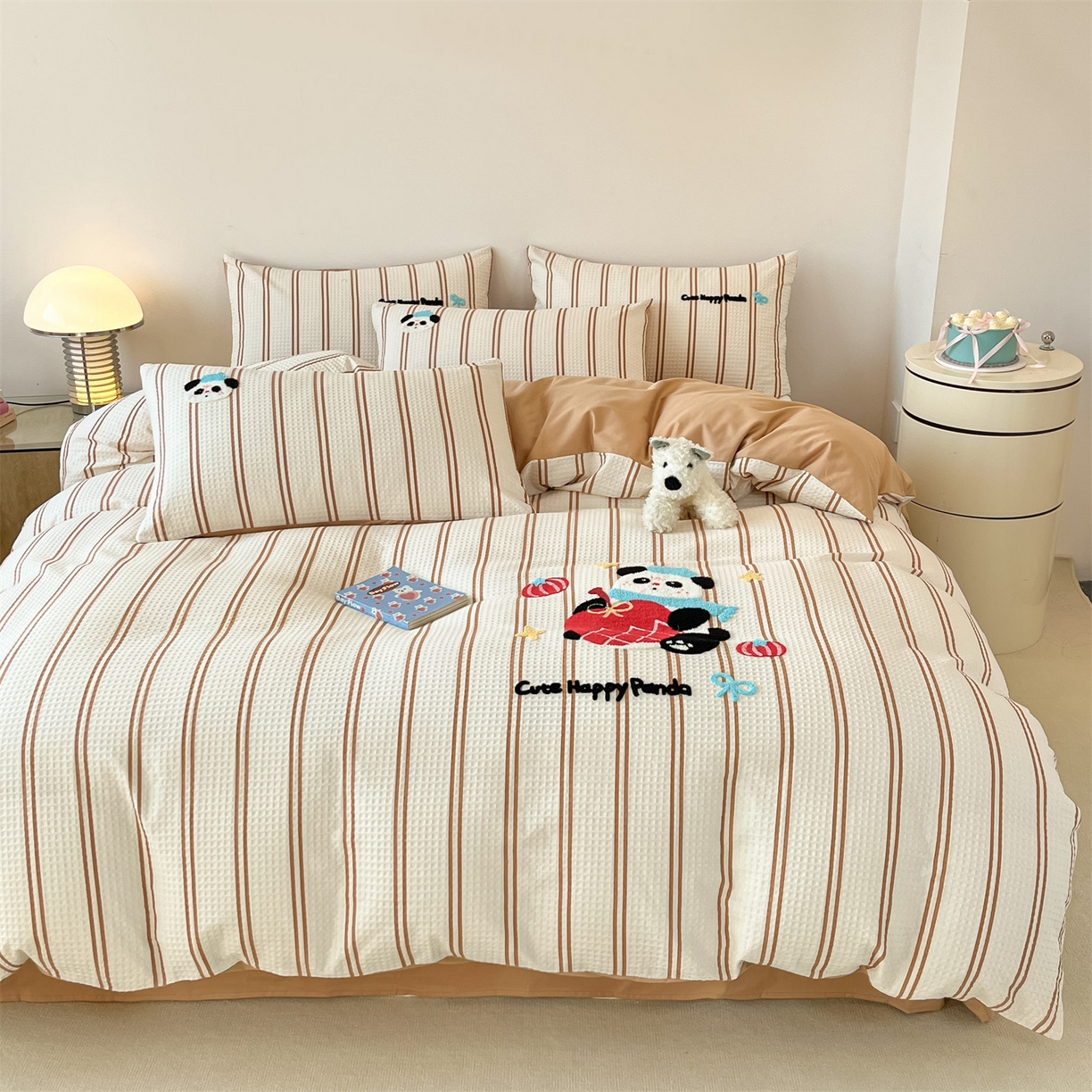 91家纺网 家纺一手货源 找家纺 笙意家纺 2026新款全棉A版华夫格B版40支毛巾绣四件套 苹果小熊