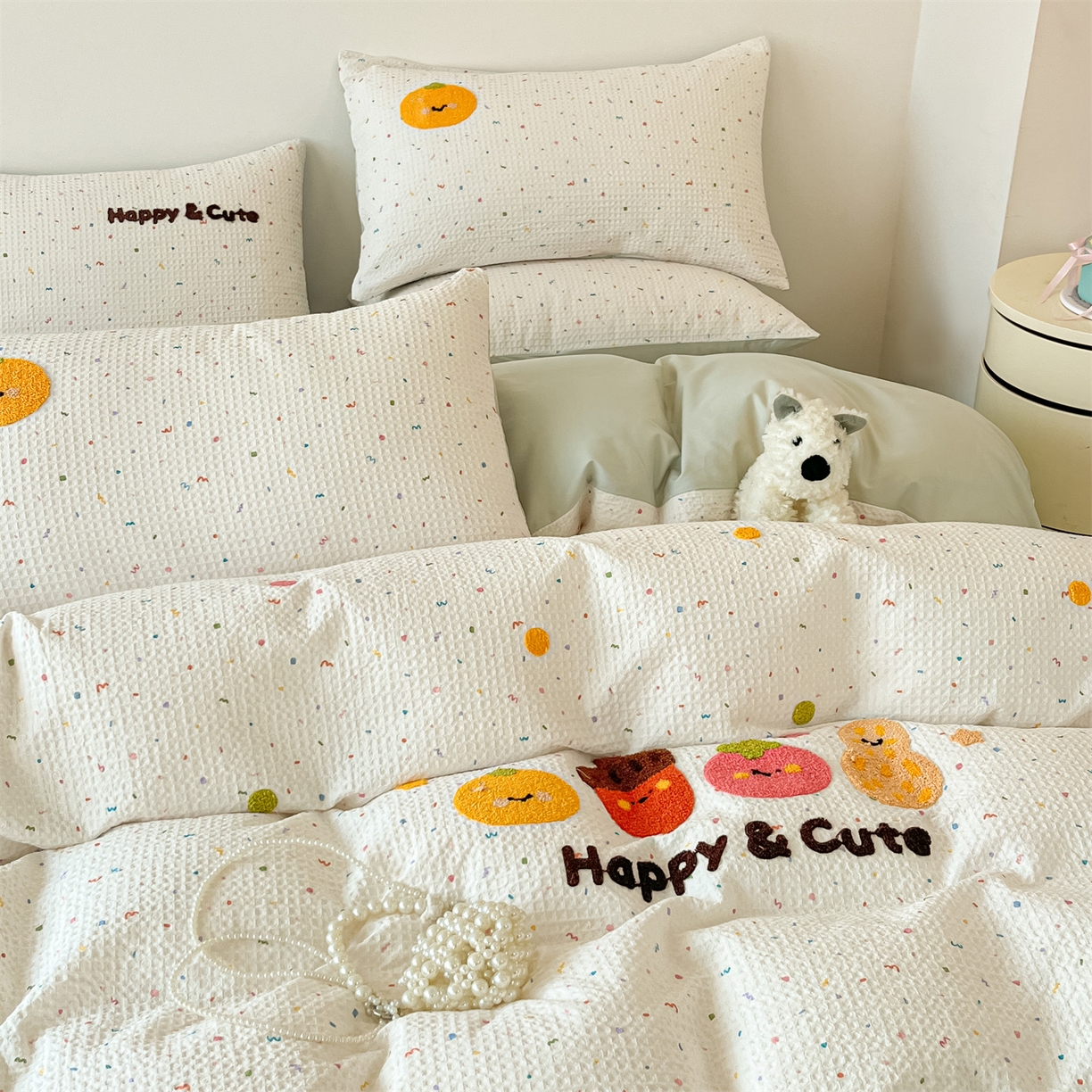 91家纺网 家纺一手货源 找家纺 笙意家纺 2026新款全棉A版华夫格B版40支毛巾绣四件套 波点柿子