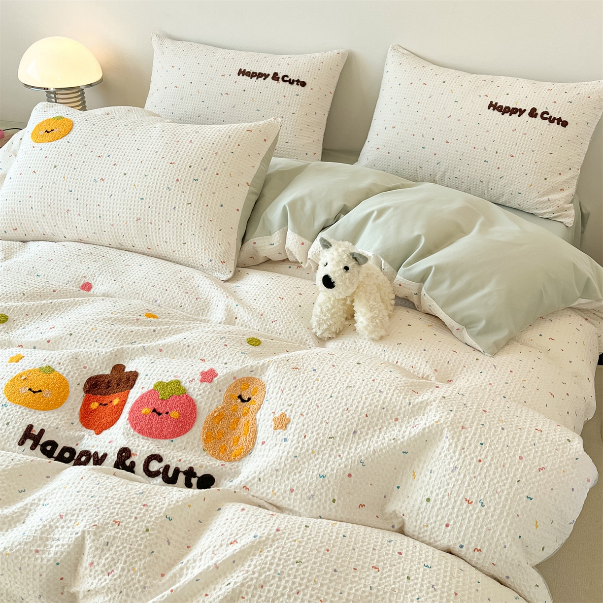 91家纺网 家纺一手货源 找家纺 笙意家纺 2026新款全棉A版华夫格B版40支毛巾绣四件套 波点柿子